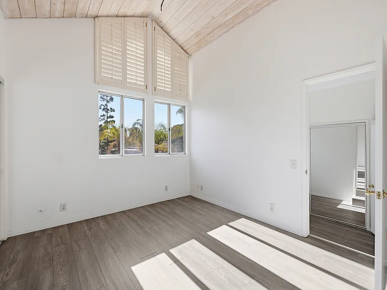 4500 Yorkfield Ct — Photo 42