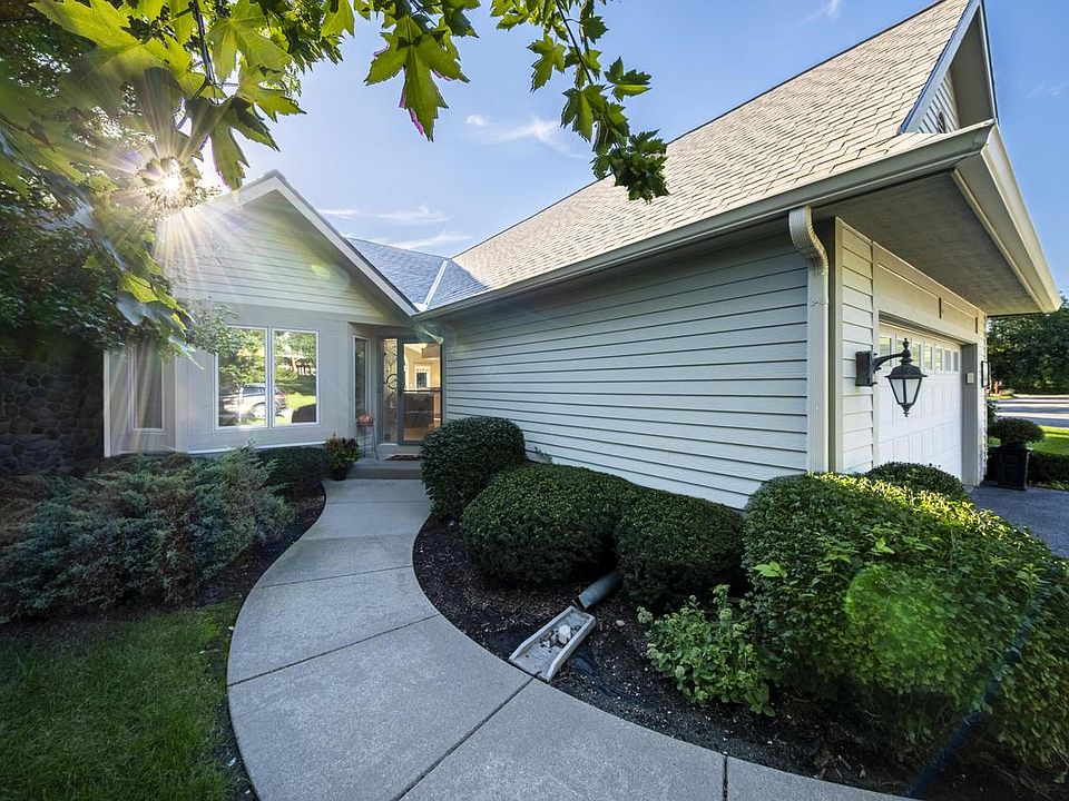 1st image of 451 White Oak TRAIL #2