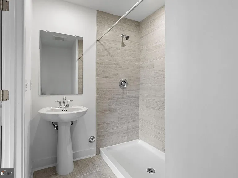136 Ada Hightower Ave — Photo 38