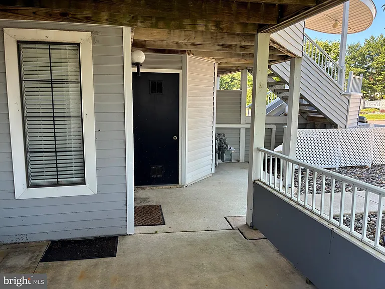 3101 Sherry Ct — Photo 2
