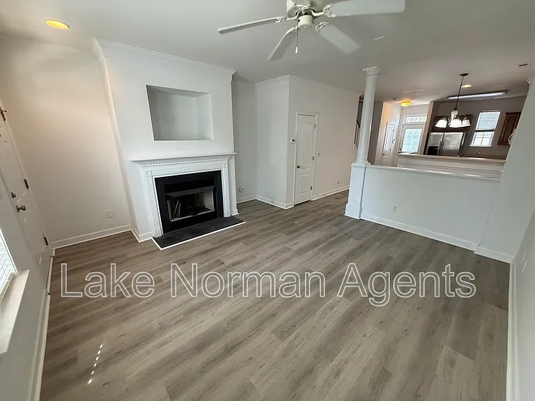 10031 Ansonborough Sq — Photo 6