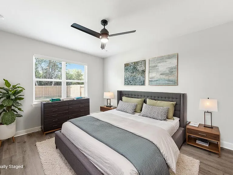345 Magnolia Blvd — Photo 10