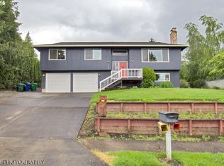 3460 SW 23rd St, Gresham, OR 97080