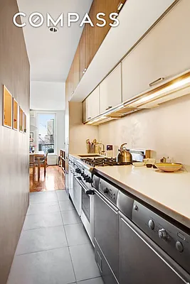 Sold by Compass | media 5