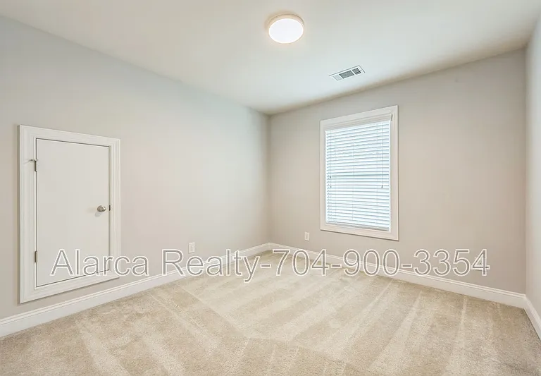 1016 Ridgehaven Rd — Photo 18