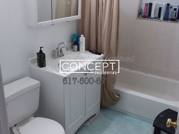 3rd image of 26 Haskell St #2