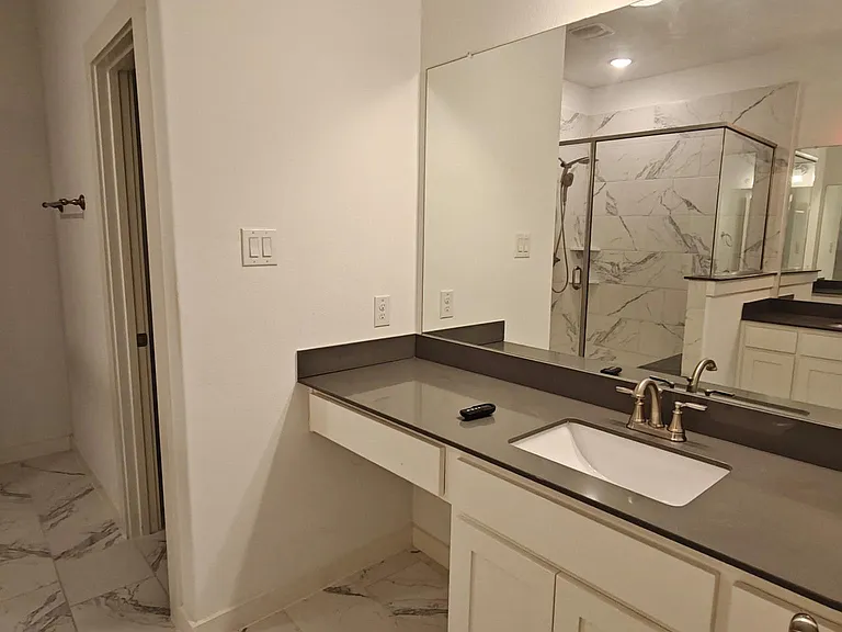 1416 Navasota Trl — Photo 23