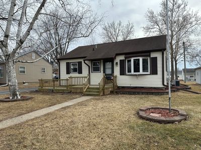 215 Cedar St, Morrison, IL, 61270
