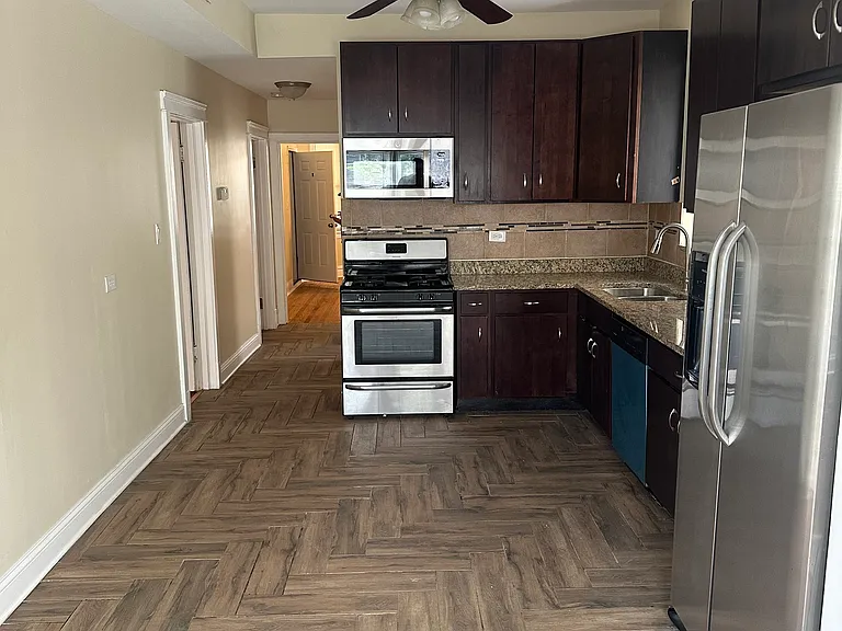 2444 N Tripp Ave #2 — Photo 7