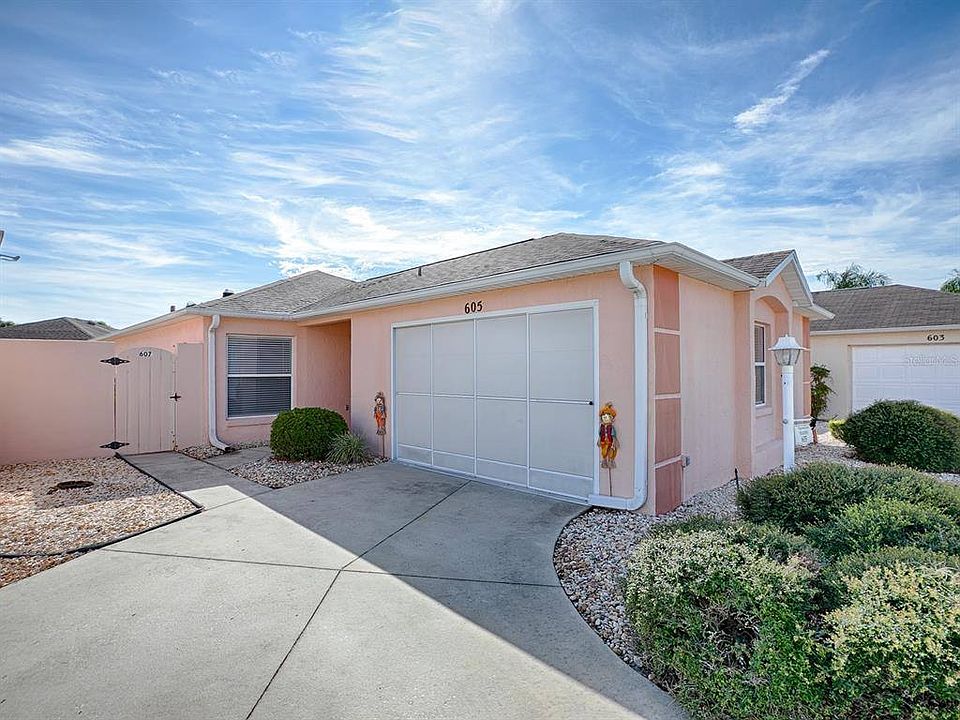 1st image of 605 Nuevo Leon Ln