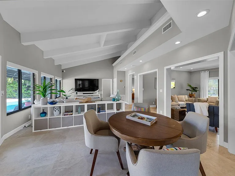 616 Riviera Isle Dr — Photo 37