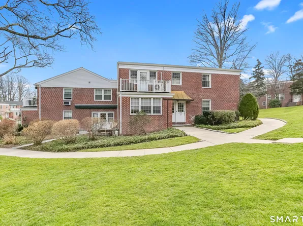 28 Putnam Park, Greenwich, CT 06830