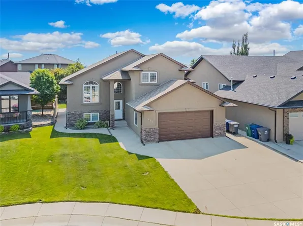 415 Paton PLACE, Saskatoon, SK S7W 0B8