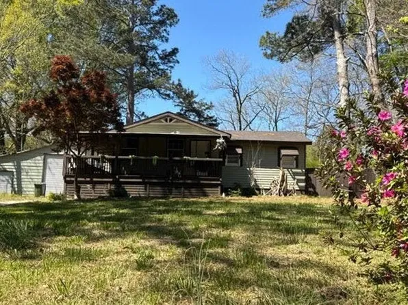 127 Lakeside Dr, Griffin, GA 30223