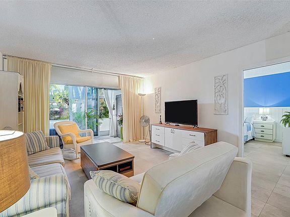 5th image of 2440 SW 22nd Avenue #715