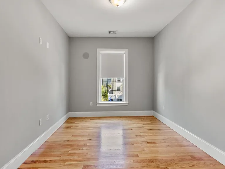 15 Preble St #4 — Photo 22