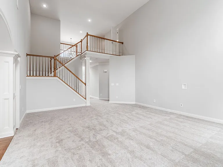 2497 Coltsbridge Dr — Photo 15