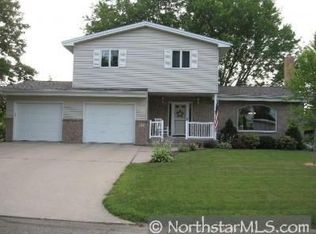 313 2nd Ave NW, Freeport, MN 56331