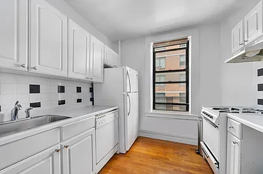 Rented by Brown Harris Stevens