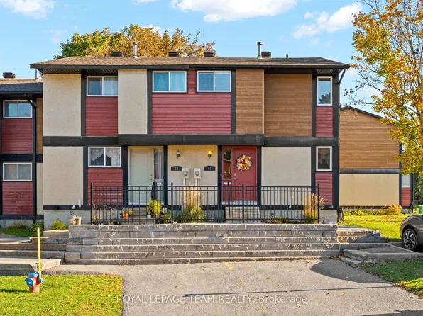 61 McClintock Way #92, Ottawa, ON K2L 2A3