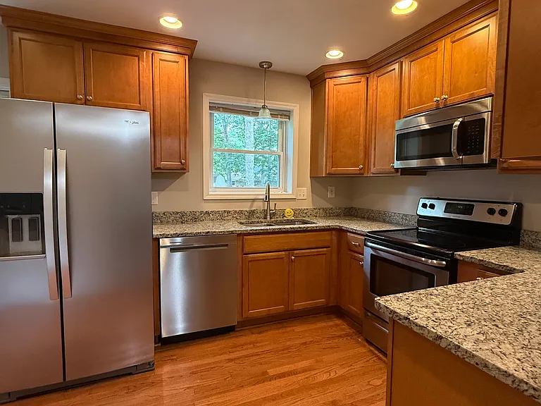 1616 Sainsbury Dr — Photo 4