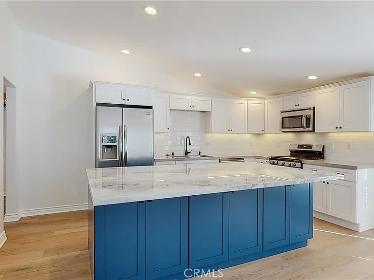 2213 Bataan Rd #B — Photo 18