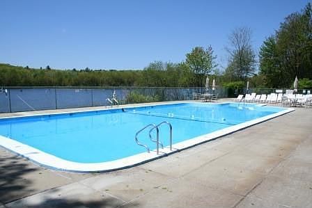 1st image of 17 Thayer Pond Dr #6