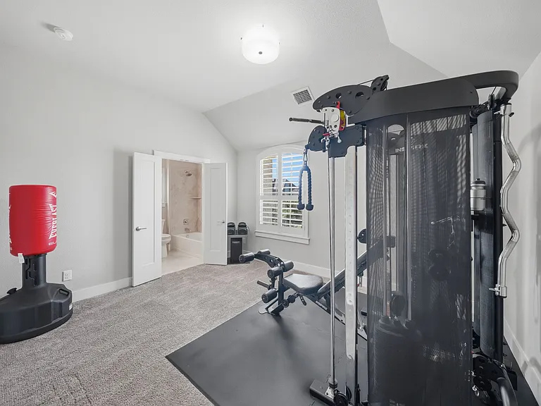 1410 Devonshire Dr — Photo 29