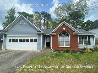 3025 Camelot Woods Dr, Lawrenceville, GA