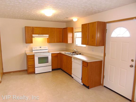 4th image of 1799 Meadowlawn Dr
