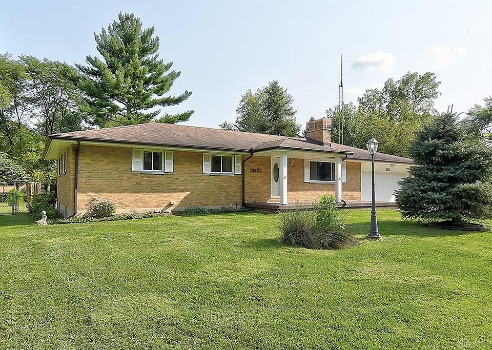 1st image of 3331 Fair Oaks Dr
