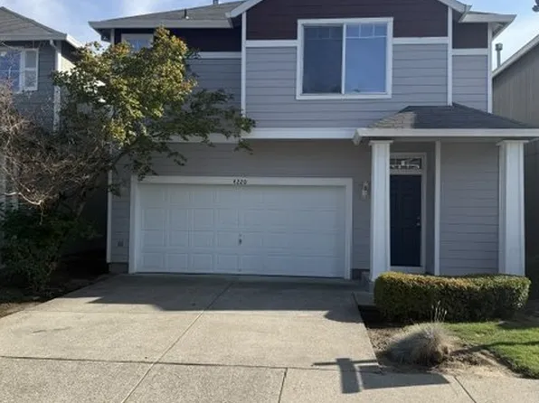 4220 SE Russell St, Hillsboro, OR 97123