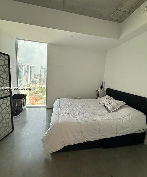 151 SE 1st St #2906 — Photo 1