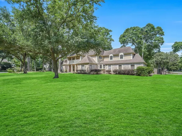 2411 Oaks Forks Dr, Humble, TX 77339