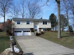 2610 Siesta Dr, Pittsburgh, PA