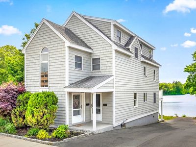 780-782 Main St, Melrose, MA, 02176