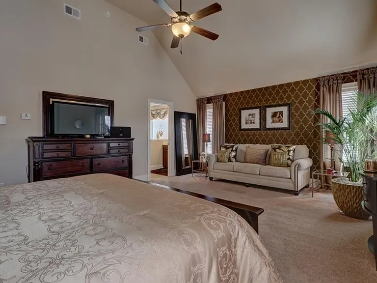 3196 Moon Stone Ln — Photo 13