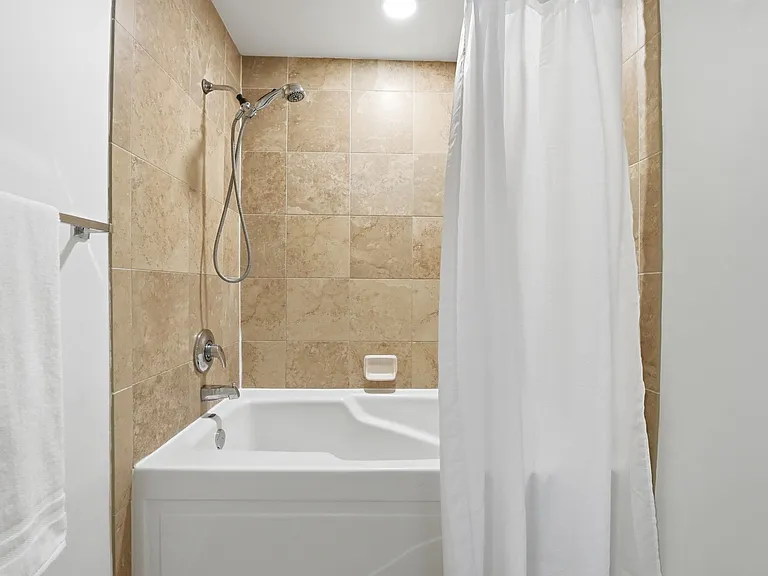 440 L St NW #809 — Photo 17