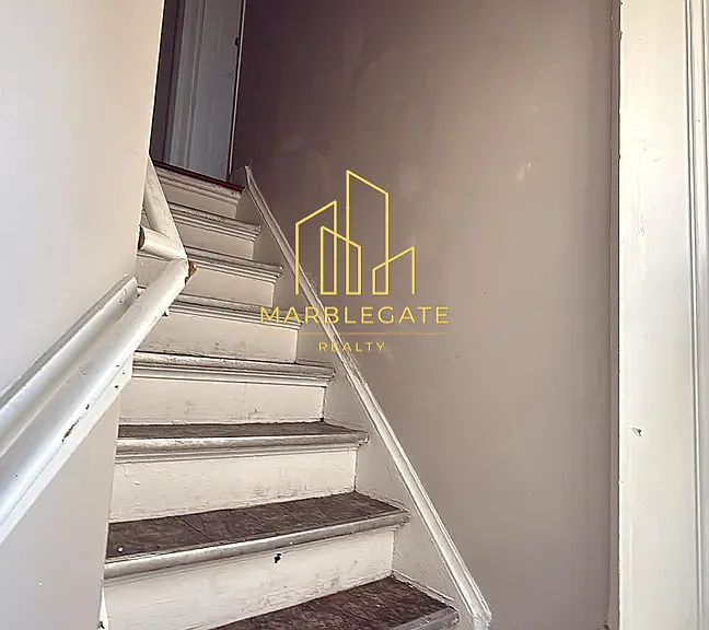 57 E Runyon St #11 — Photo 7