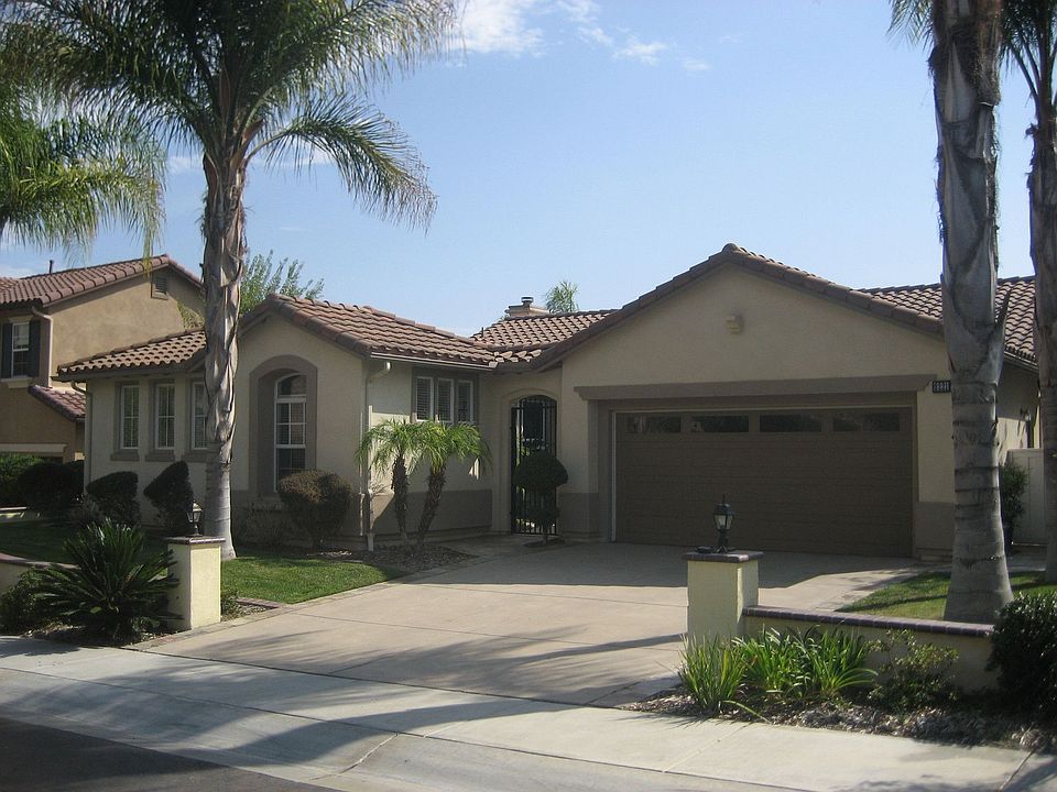 2221 Mesa Oak Place