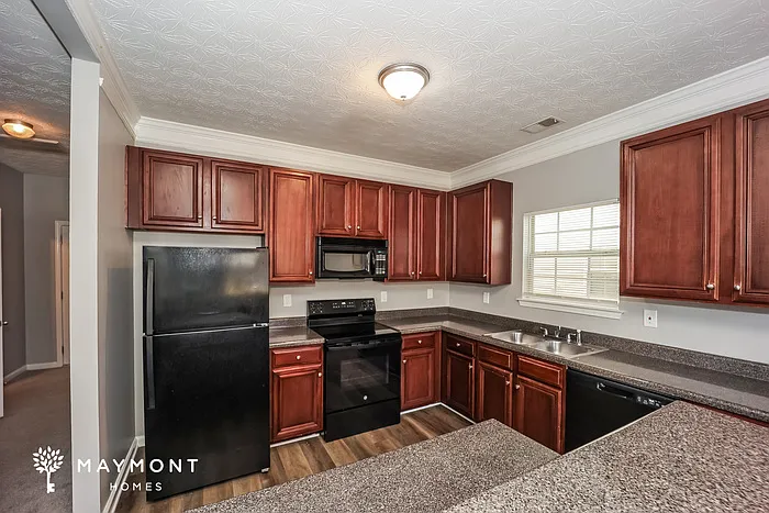 11189 James Madison Dr — Photo 5