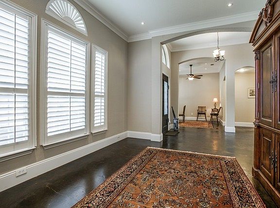 3rd image of 5918 Harbor Town Dr