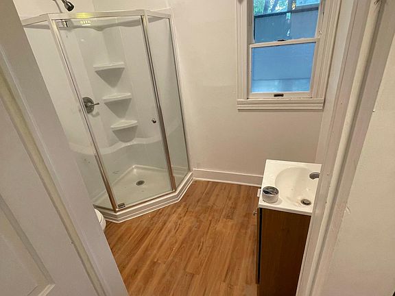 3rd image of 836 E Powell Ave #B