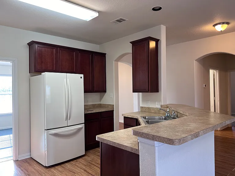 706 Cedar Cove Dr — Photo 9