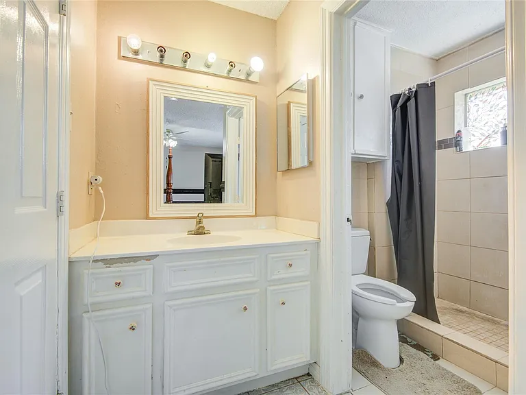 806 Coolwood Dr — Photo 16