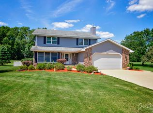 3317 Chellington Dr, Johnsburg, IL 60051