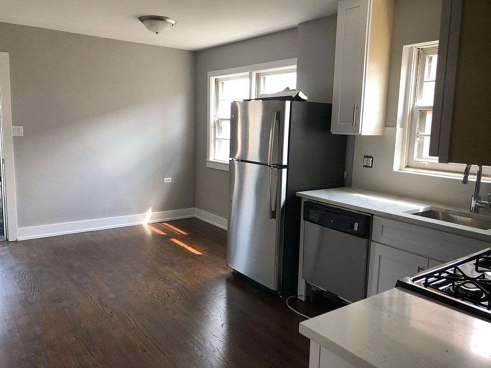 1st image of 6030 W Lawrence Ave #3