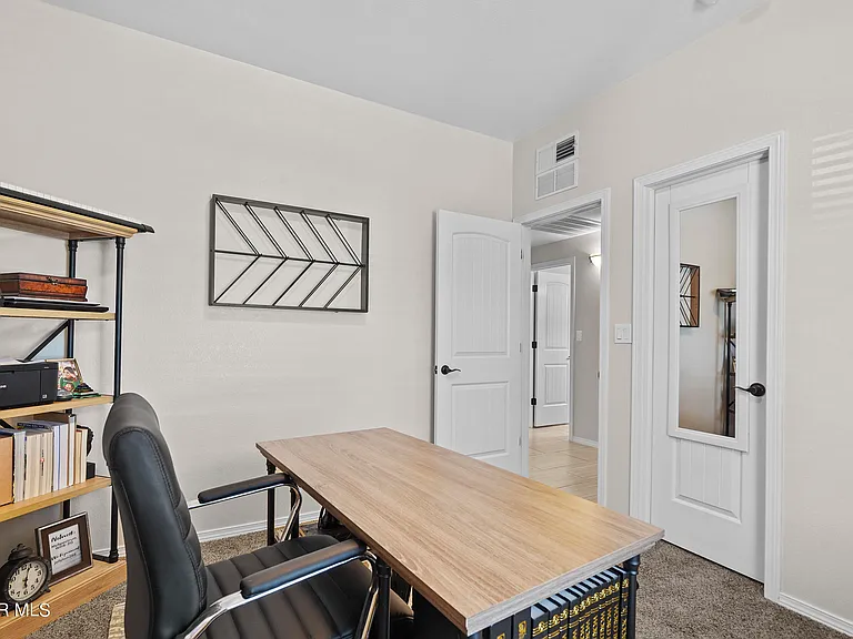 2113 William Caples St — Photo 14