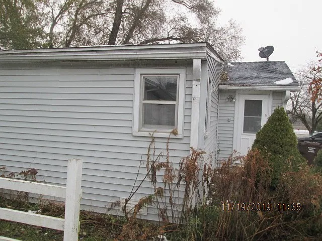 405 Jefferson St photo 1