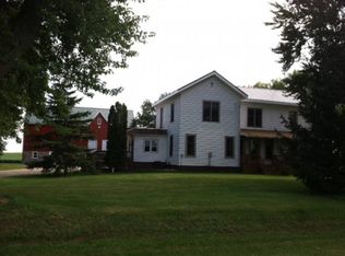W923 Prairie Dr, Markesan, WI 53946